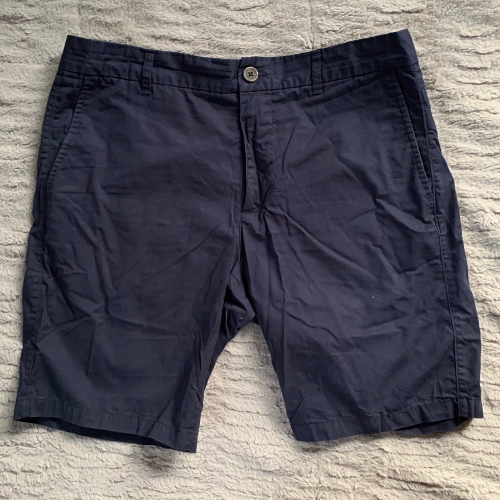 🤑5/$10🤑 Forever21 navy blue shorts waist 31
